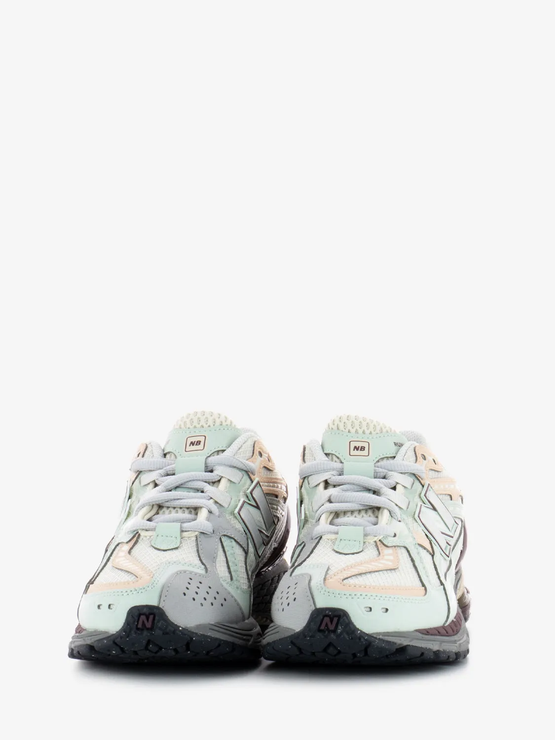 Sneakers M1906ND lifestyle clay ash